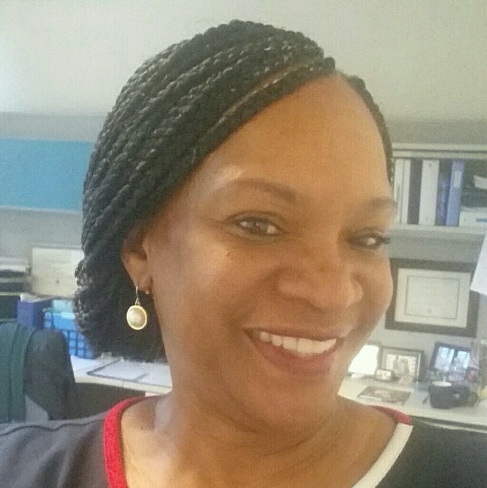 Meet your Posher, Yolanda